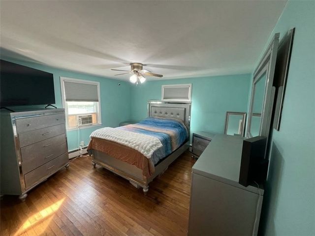 123 wampanoag Road, Warwick, RI 02818
