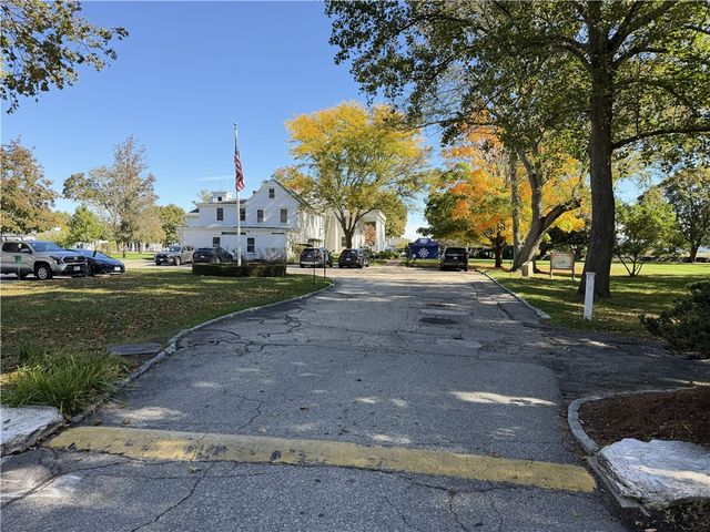 123 wampanoag Road, Warwick, RI 02818