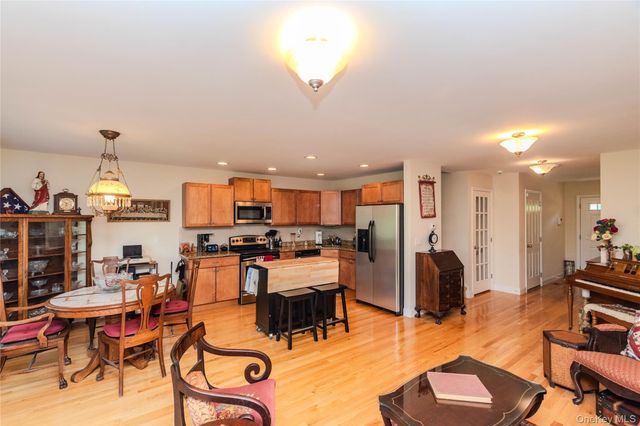 64 Hudson View Terrace, Hyde Park, NY 12538