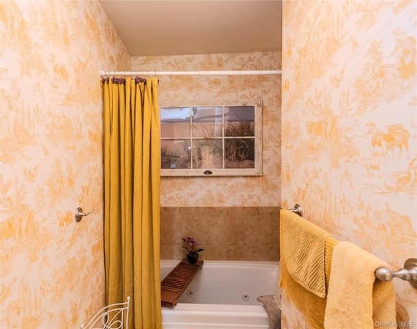 64 Hudson View Terrace, Hyde Park, NY 12538