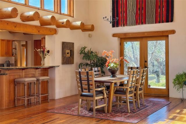 525 Camino Militar, Santa Fe, NM 87501