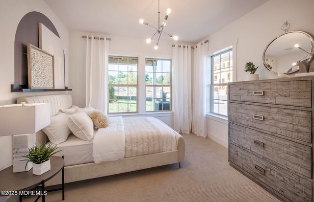 203 Shore Court, Marlboro, NJ 07746