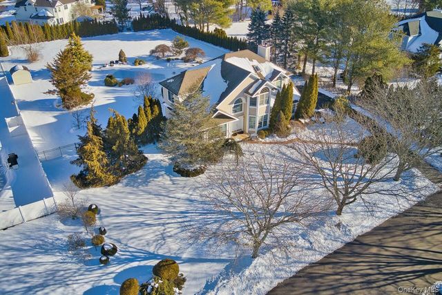 49 Rofay Drive, East Northport, NY 11731