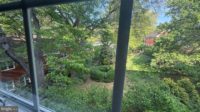 3539 MARTHA CUSTIS DR, Alexandria, VA 22302