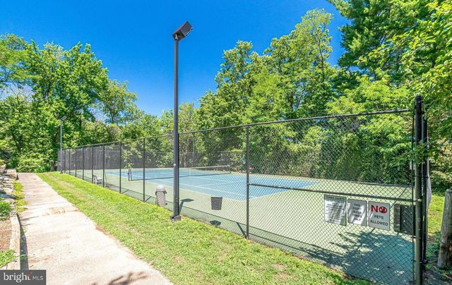 3539 MARTHA CUSTIS DR, Alexandria, VA 22302