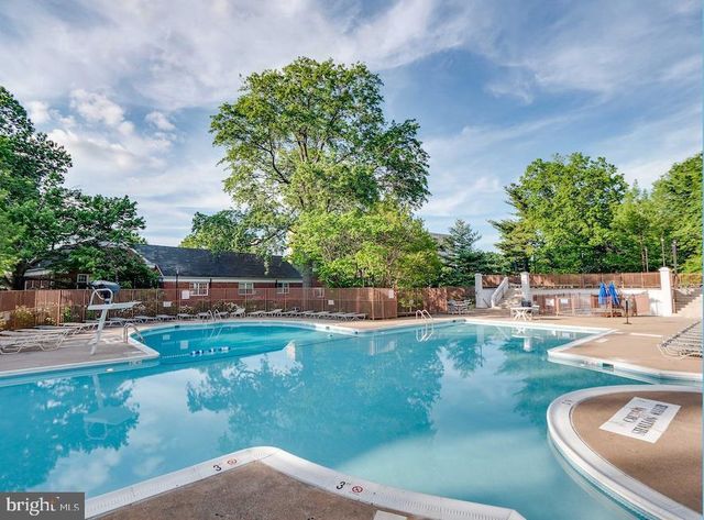 3539 MARTHA CUSTIS DR, Alexandria, VA 22302