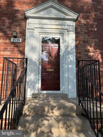 3539 MARTHA CUSTIS DR, Alexandria, VA 22302