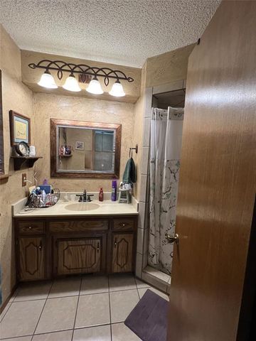 724 Waterview Road, Oklahoma City, OK 73170