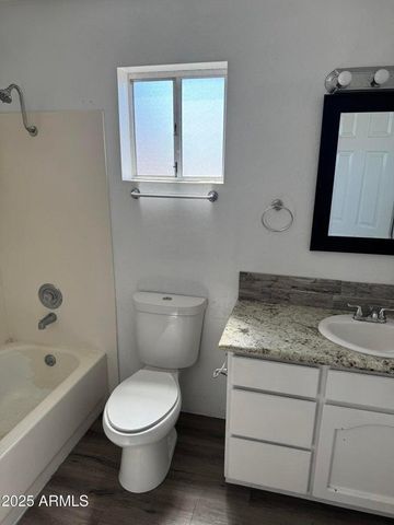 3965 E Des Moines Street, Mesa, AZ 85205