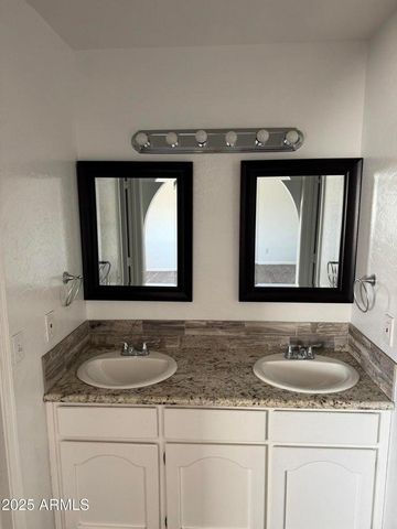 3965 E Des Moines Street, Mesa, AZ 85205