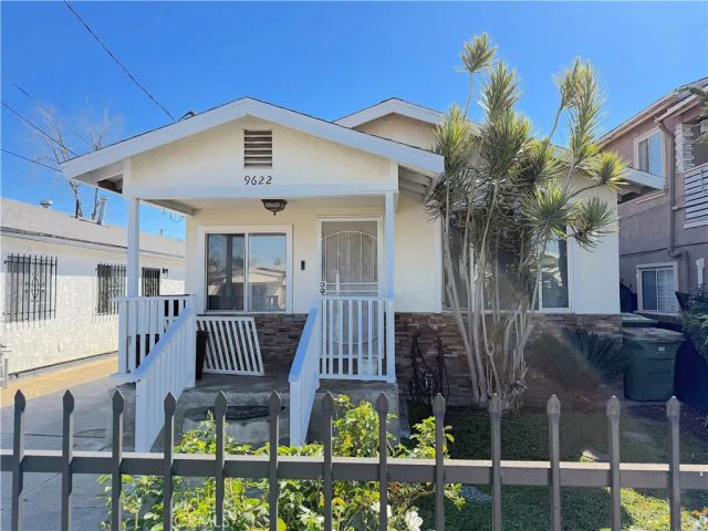 9622 Evers, Los Angeles, CA 90002
