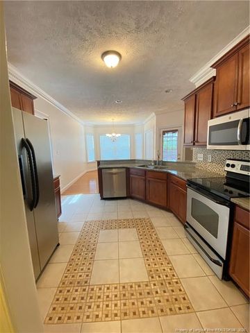 5806 Kessinger Court, Hope Mills, NC 28348