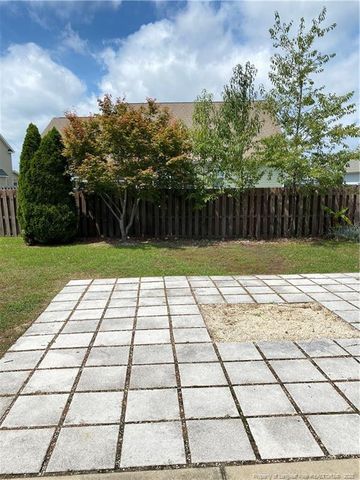 5806 Kessinger Court, Hope Mills, NC 28348