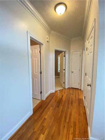 5806 Kessinger Court, Hope Mills, NC 28348