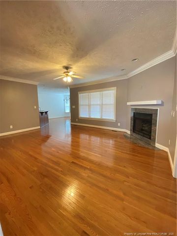 5806 Kessinger Court, Hope Mills, NC 28348