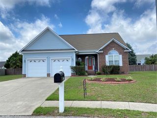 5806 Kessinger Court, Hope Mills, NC 28348