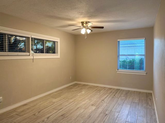 1505 Ronne Drive, Irving, TX 75060