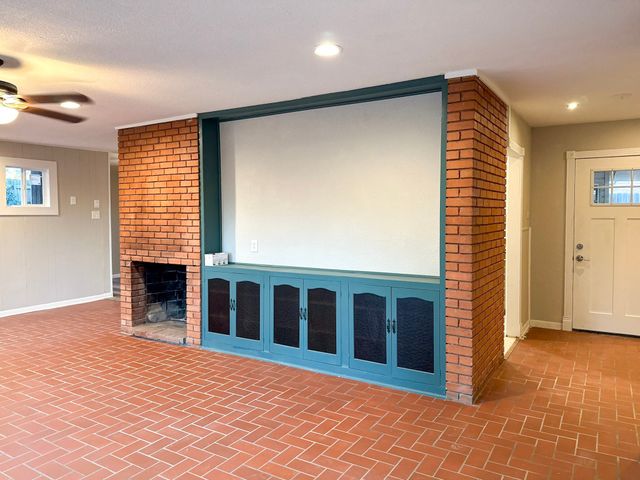 1505 Ronne Drive, Irving, TX 75060