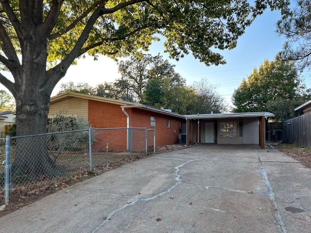 1505 Ronne Drive, Irving, TX 75060