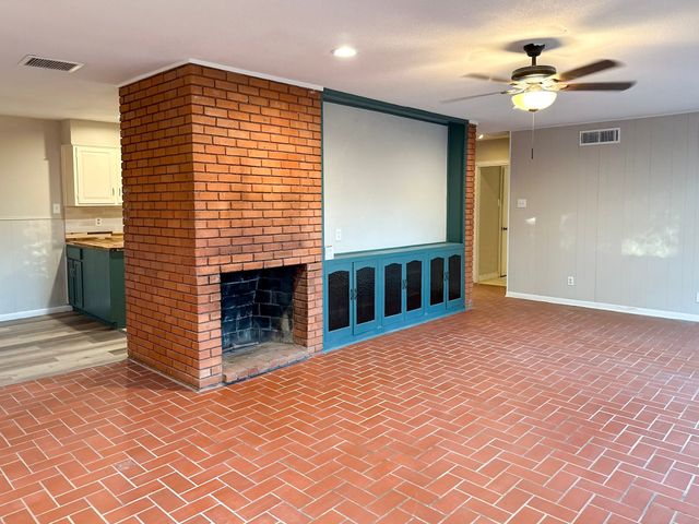 1505 Ronne Drive, Irving, TX 75060