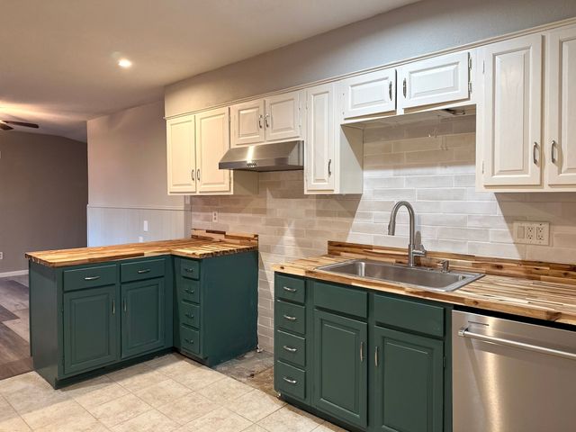 1505 Ronne Drive, Irving, TX 75060