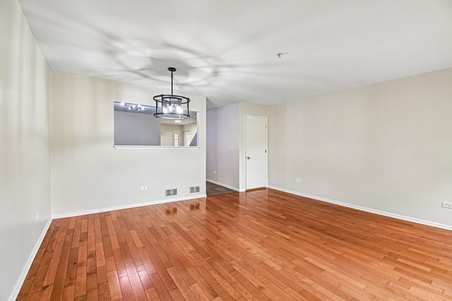 524 Jennifer Circle, Mundelein, IL 60060