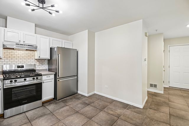 524 Jennifer Circle, Mundelein, IL 60060