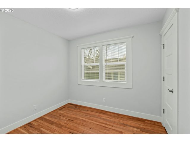 1010 MONROE St, Eugene, OR 97402