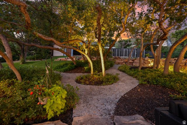 2199 S SCENIC DR, Salt Lake City, UT 84109