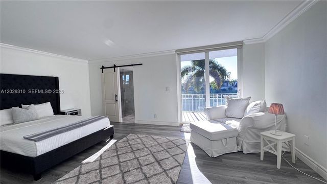 903 NE 27th Avenue 903, Hallandale Beach, FL 33009