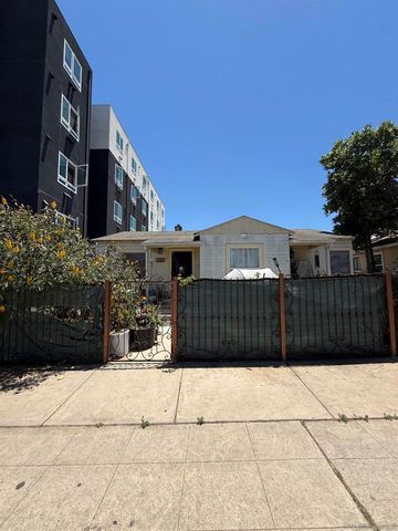 3157 Market Street, San Diego, CA 92102