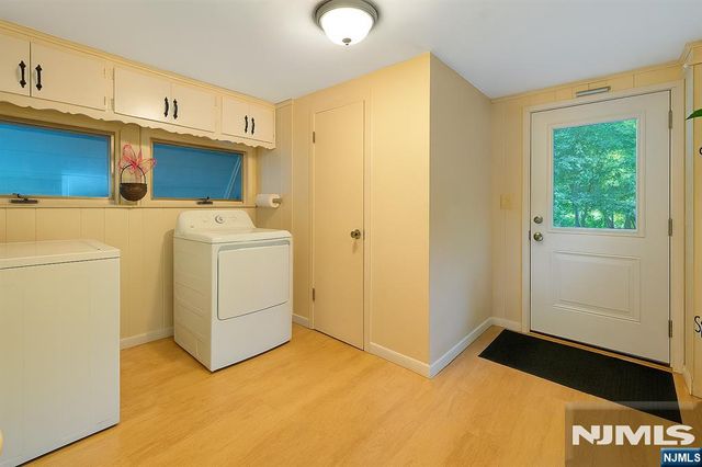 23 Cottonwood Court, Hardyston, NJ 07460