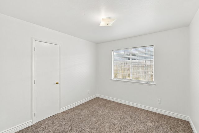 2534 Las Villas Avenue, Dallas, TX 75211