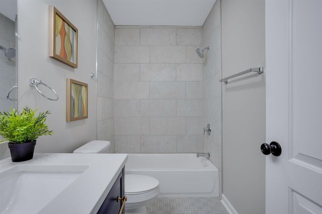 295 W Park Avenue, Columbus, OH 43223