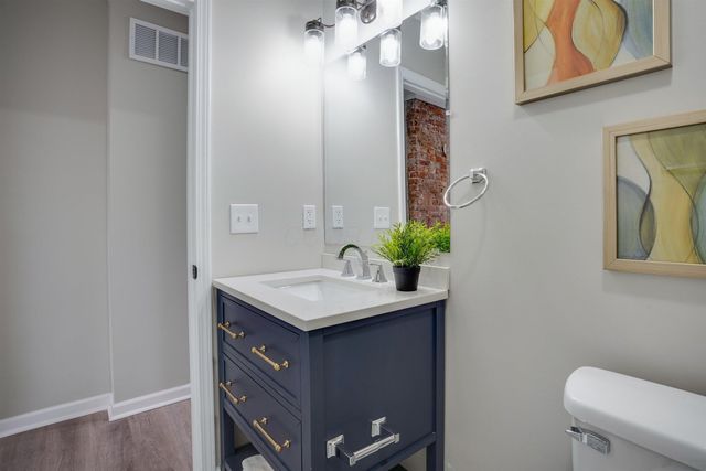 295 W Park Avenue, Columbus, OH 43223