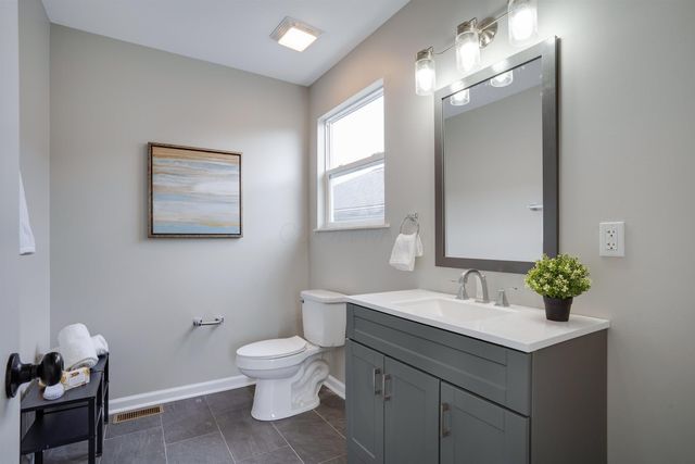 295 W Park Avenue, Columbus, OH 43223