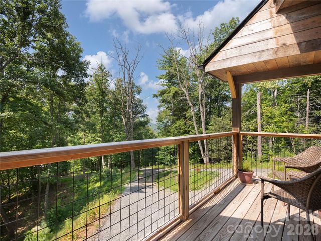 184 Sandys Home Place, Mars Hill, NC 28754