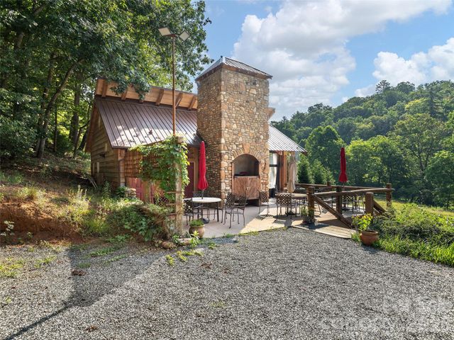 184 Sandys Home Place, Mars Hill, NC 28754