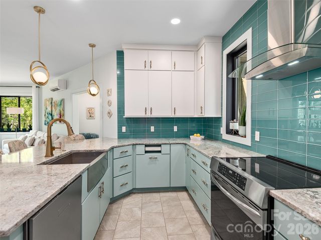 184 Sandys Home Place, Mars Hill, NC 28754