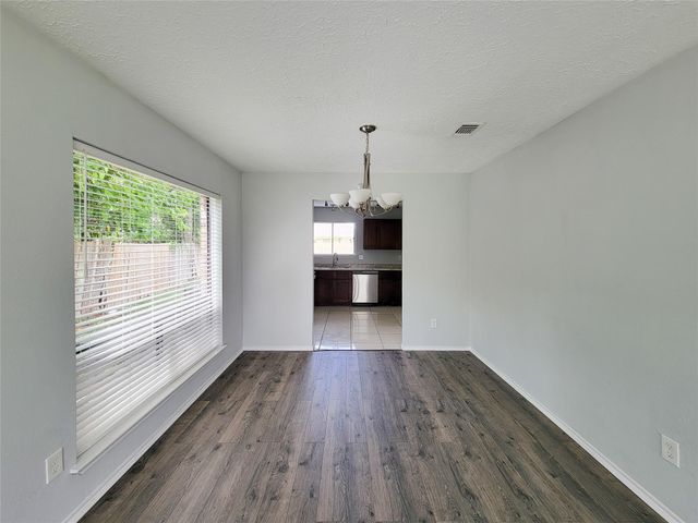 1454 Plumwood, Houston, TX 77014