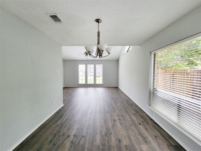 1454 Plumwood, Houston, TX 77014