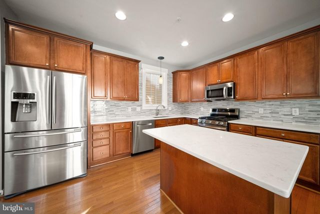 14368 SHARPSHINNED DR, Gainesville, VA 20155