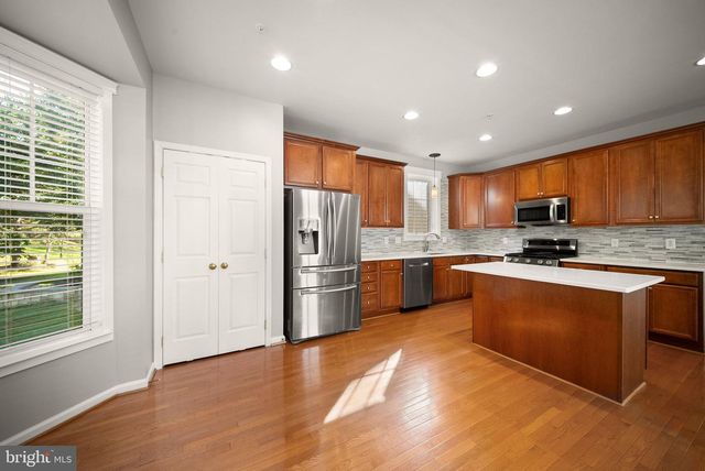 14368 SHARPSHINNED DR, Gainesville, VA 20155