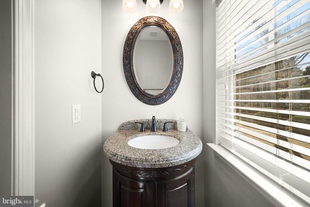 14368 SHARPSHINNED DR, Gainesville, VA 20155