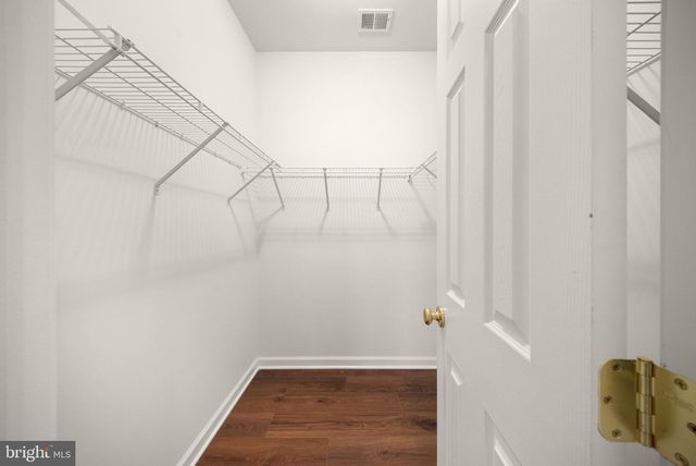 14368 SHARPSHINNED DR, Gainesville, VA 20155