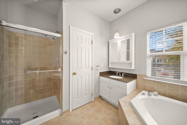 14368 SHARPSHINNED DR, Gainesville, VA 20155