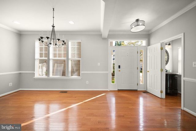 14368 SHARPSHINNED DR, Gainesville, VA 20155