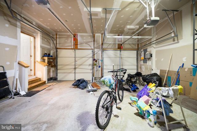 14368 SHARPSHINNED DR, Gainesville, VA 20155