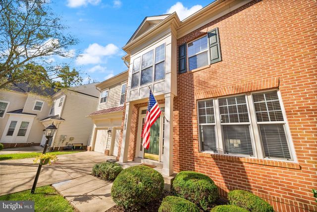 14368 SHARPSHINNED DR, Gainesville, VA 20155