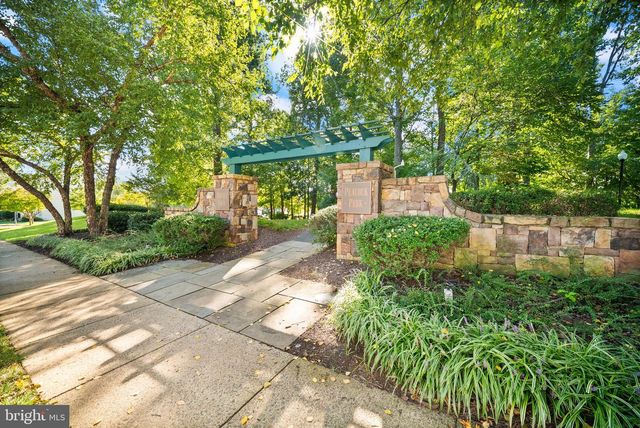 14368 SHARPSHINNED DR, Gainesville, VA 20155